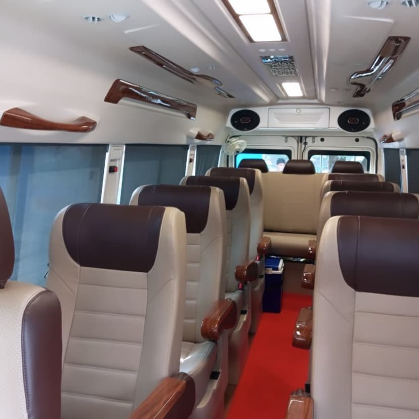 Maharaja 1x1 Luxury PKN Tempo Traveller 9+D